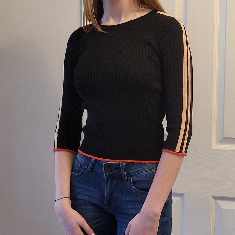 🎉NWT🎉Revolve Starlette Black Crewneck Sweater with Color Detail